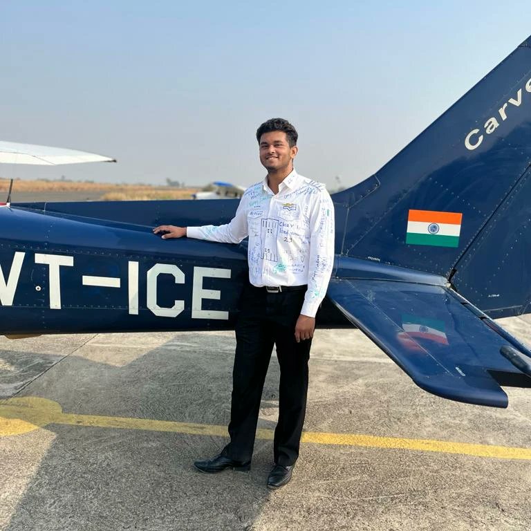 Carveraviation's tweet photo. #firstsoloflight
"Want to know the best thing about flying?
The answer is flying SOLO...."
Cadet Shane Xavier successfully took his first solo flight.
Warmest Congratulations.
#solotraining #soloflight #firstsolo #flyingdream #flyingschool #flyingschoolindia #flighttraining https://t.co/CWAotsJrCb