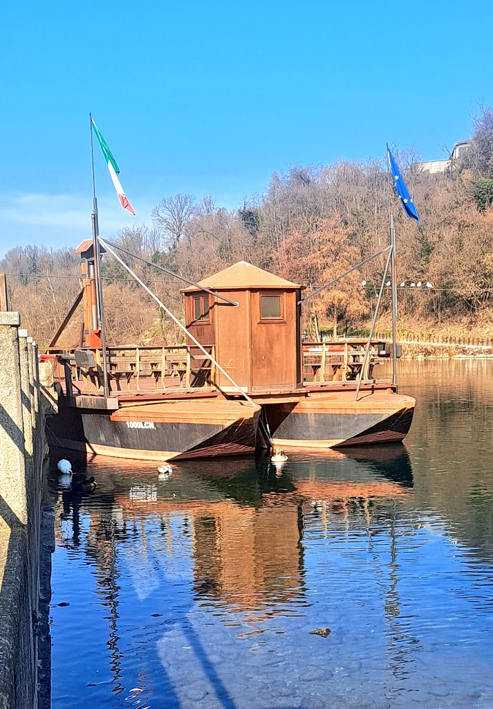 silviabar12's tweet photo. Traghetto di Leonardo 
#Imbersago #Lecco https://t.co/n9JLGoPE9k