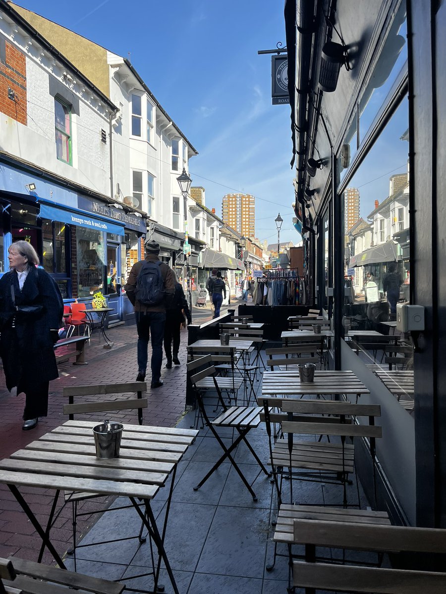 Coffee break - beautiful day out in trade <a href="/BedlamBrewery/">Bedlam Brewery</a> #northlainebrighton