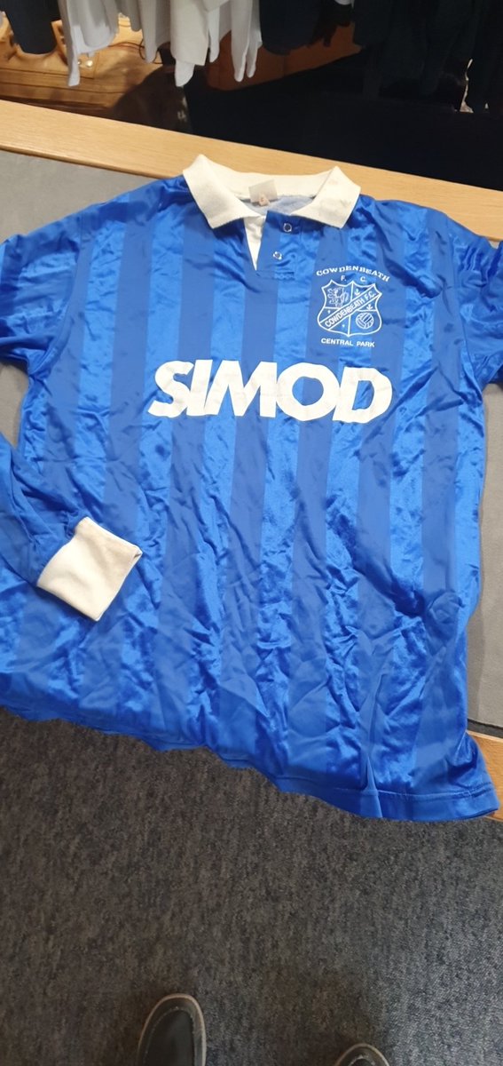 JasonCoombes15's tweet photo. Cowdenbeath fc vintage shirt ..anyone have any idea on the season on this kit... https://t.co/K07QS312UT