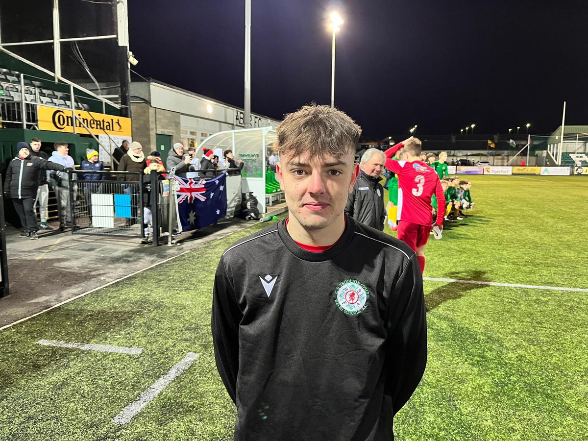 chwaraeonCMD's tweet photo. Llongyfarchiadau i’n myfyriwr chwaraeon Cian Pritchard ar gael ei ddewis i gynrychioli @WelshSchoolsFA d18 yn nhwrnamaint Roma Caput Mundi diwedd y mis⚽️👏🏴󠁧󠁢󠁷󠁬󠁳󠁿🇮🇹 https://t.co/Di3kOeqKkn