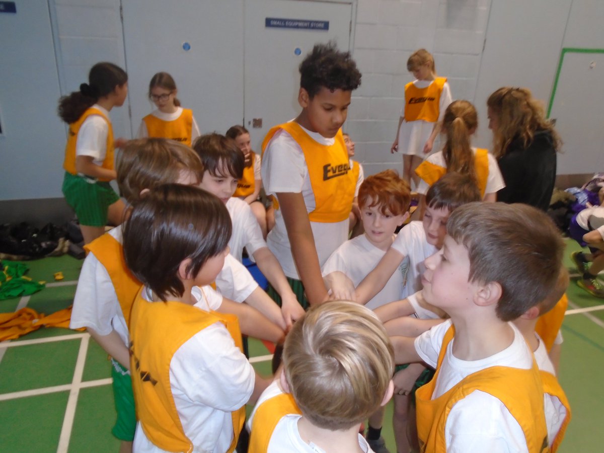 St Martin's C of E Primary, Dorking tweet media