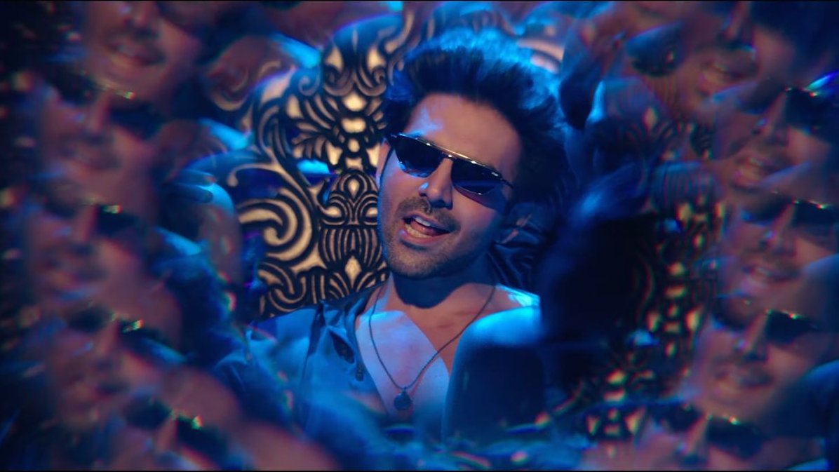 I feel like <a href="/TheAaryanKartik/">Kartik Aaryan</a> and complex footwork made to look easy, is a match made in heaven. The effortlessness in Kartik's moves is just magical. #CharacterDheela2 is just another testament to that. This man is indeed a firecracker on the dance floor.

#Shehzada #KartikAaryan