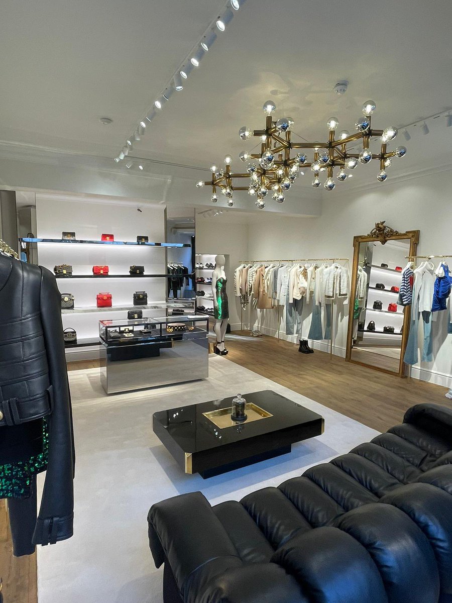 prodriveshop's tweet photo. We’ve just fitted out the BALMAIN store on Mount St, Mayfair. Thanks to the Prodrive team &amp; the sub-contractors on another successful fit out. https://t.co/dB71DASNkj