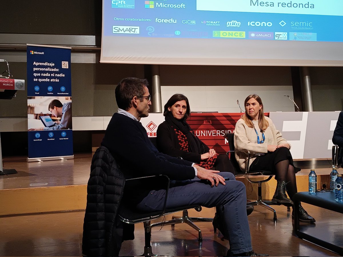 fecsjvmu's tweet photo. @fecsjvmu @colegiosfec #cediCARM Compartimos experiencias con Teams y Minecraft Education de  #Microsoft para favorecer una educación inclusiva #mesaredonda @ArceCeip @ColegioSalzillo @IesAlcantara @MicrosoftEduEsp @CPRRegionMurcia @Educarm @SADMurcia @colegiosfec #MicrosoftEDU https://t.co/gaeG1s3X9M