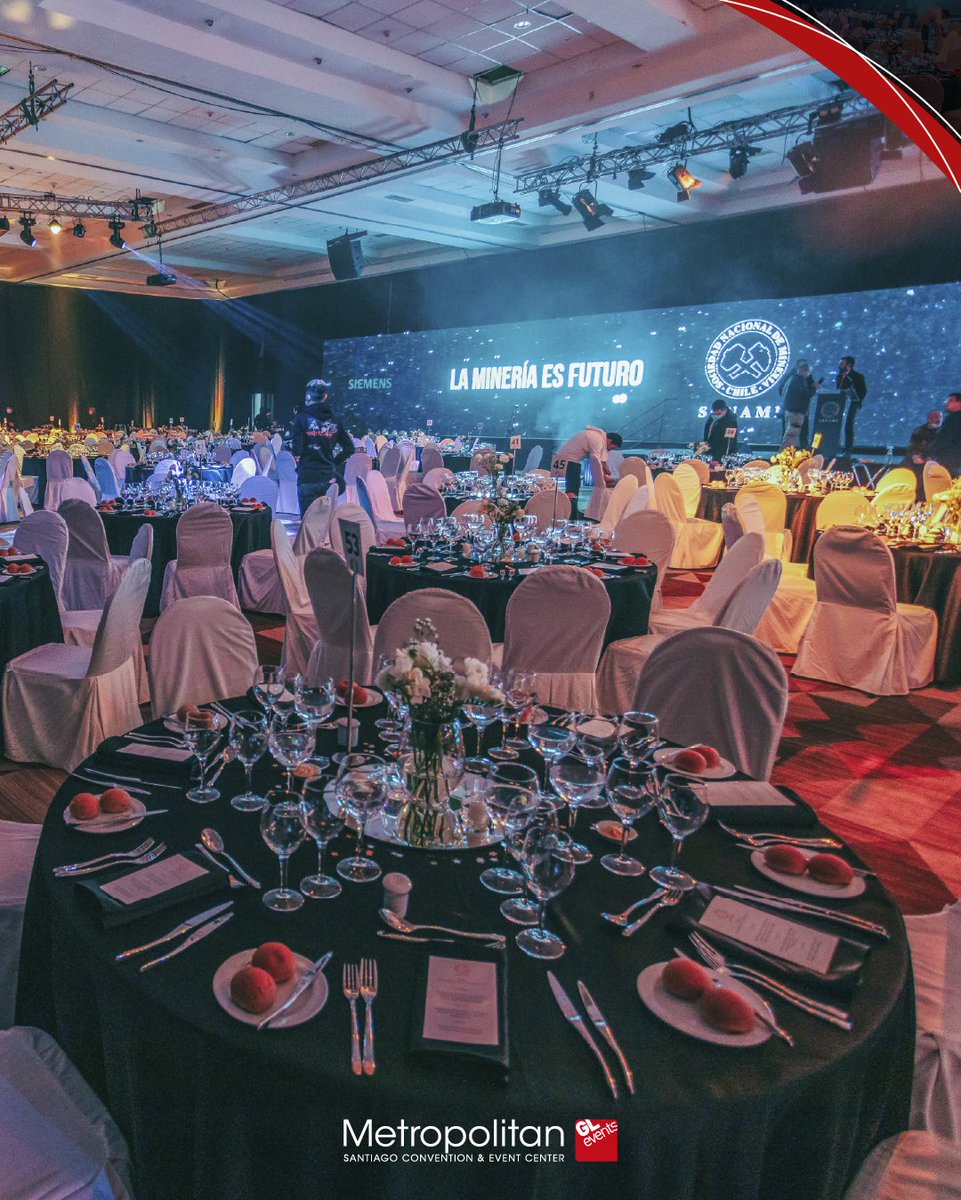 Uno de los pilares que nos representa como reciento, es la cercanía. Por eso en cada uno de los eventos que participamos entregamos un servicio de calidad en la atención que prestamos.

¿Quieres conocer más de nosotros? Visita nuestra web 🌐 metropolitansantiago.cl