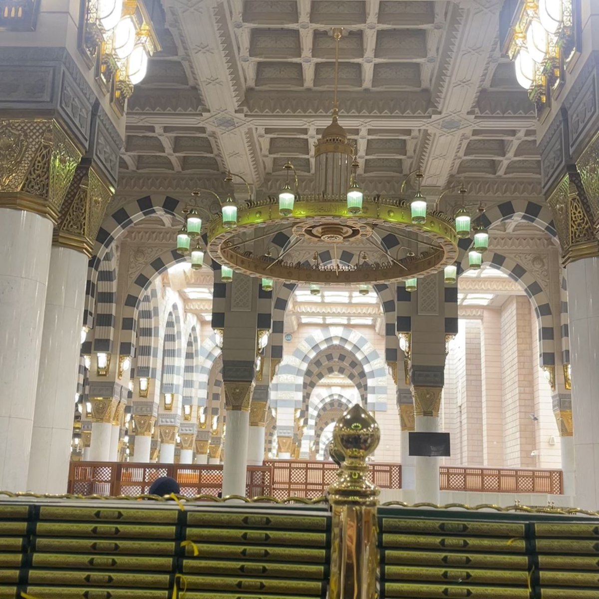 Balhowaish_'s tweet photo. اللهم صلِ وسلم على نبينا محمد #يوم_الجمعة https://t.co/49yg2POCrK