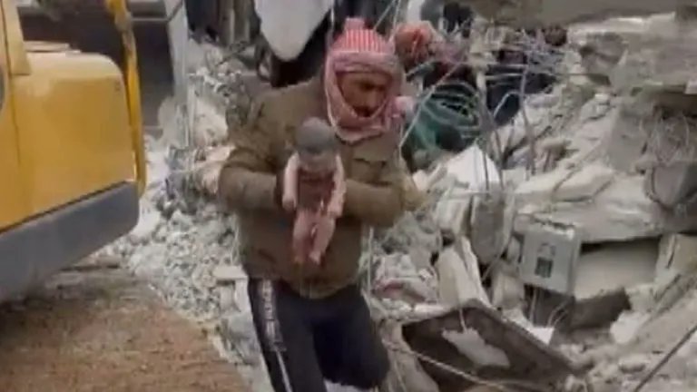 smsmobilepay's tweet photo. The worst disaster in my lifetime donate what you can these people are desperate in freezing conditions 🙏🏼

https://t.co/SAX0S0Q23j https://t.co/Jdf4g3GFq4