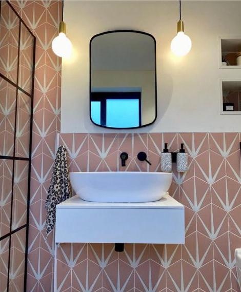 Neighbourhood_L's tweet photo. Design inspo for a modern styled bathroom- Loving these tiles!

📸 Photo credit: @no.53.interiors

#propertymanagement #propertymanagementmcr #portfoliomanagement #landlords #lettings https://t.co/ldCWzTLNvv