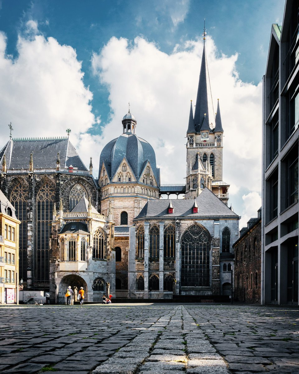#FunFactFriday: Did you know there are 51 World Heritage Sites in 🇩🇪? Germany has the 3rd highest number of World Heritage Sites in the world.  Aachen Cathedral was first site in Germany to be listed as a World Heritage site (see photo below).