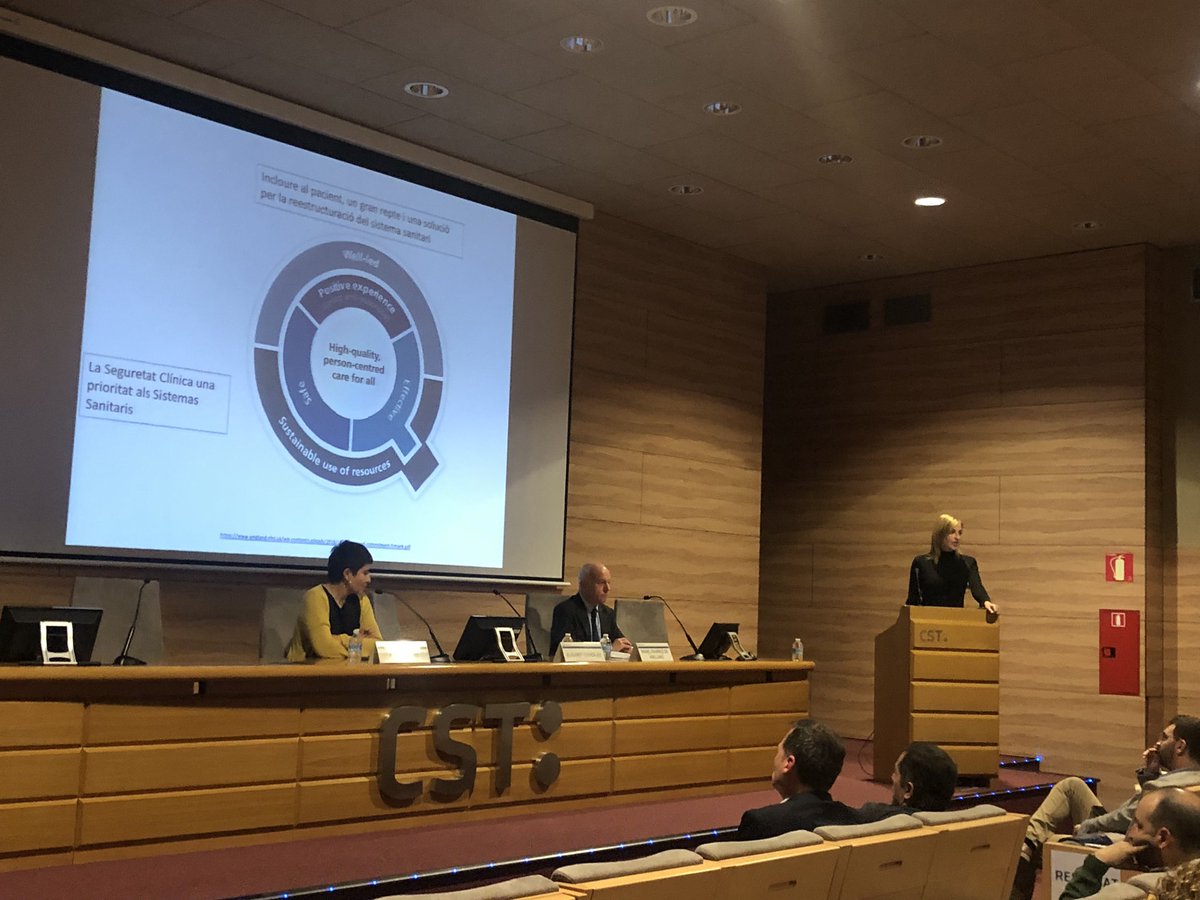 vicent_esteve's tweet photo. La calidad asistencial en nefrología ha de dejar de ser una asignatura pendiente. Gracias @ElisabetGonza20  por esta brillante presentación! Vamos a por ello!! Trabajar en calidad es mejorar🙌🏻☺️ @SENefrologia @nefrocat @CSTerrassa @sandrarubiopaez @MRdeArellano @SCQA_ https://t.co/Sxo1l31Lu2