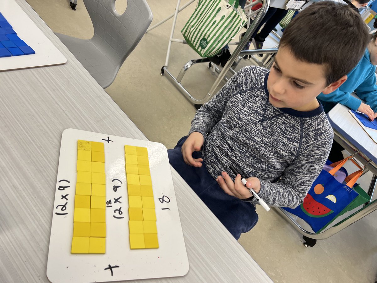 k_12schools219's tweet image. In this fun, hands-on ⁦@IllustrateMath⁩ lesson, we used rectangles to explore multiplication strategies. #gowildcats