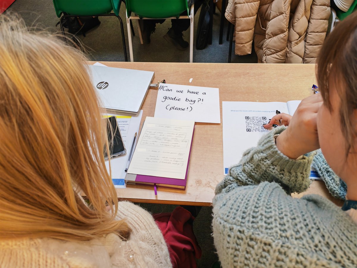 A great morning, discussing all things writing with <a href="/AcademyTrust/">Academy Transformation Trust</a> colleagues. High-quality discussion, and a real commitment to improving teaching. #TransformingPD #canIhaveagoodiebagplease
