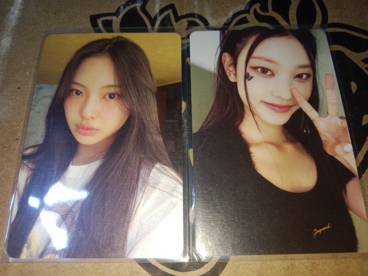 lvyshop's tweet photo. [ #lvyysale — wts lfb ph ]

HAERIN NABI VER A SET

— ₱200 SET
— onhand and good condi
— payo only 

dm or reply to claim

T.newjeans HAERIN HYEIN HANNI MINJI DANI
Up up up up up!! https://t.co/V361im2fRw