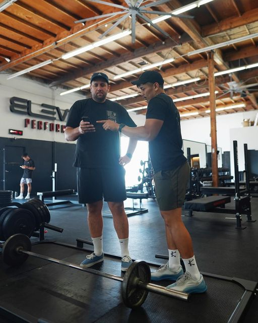 Our trainers keep the energy in here unmatched each and everyday! What are you training today!?