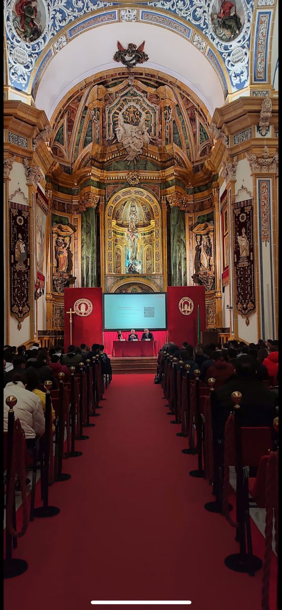 FPUCAM's tweet photo. Los alumnos de los ciclos formativos de grado superior han tenido el placer de contar con la visita de Paula Nieto Díez, Directora Territorial de Comercio e ICEX en Murcia.
#ICEX #FormaciónProfesional #PiensaEnFP #DescubreTuTalento #UCAMFP💙💛 https://t.co/BSMcb7FTwr