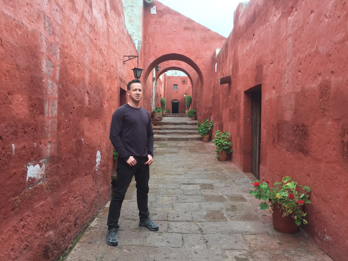 MarkThomas__'s tweet image. GM GM 

It’s Friday - the way to grow in life is being Honest, Transparent and Community minded. 

Let’s make it a great day! 

#Web3 #Community