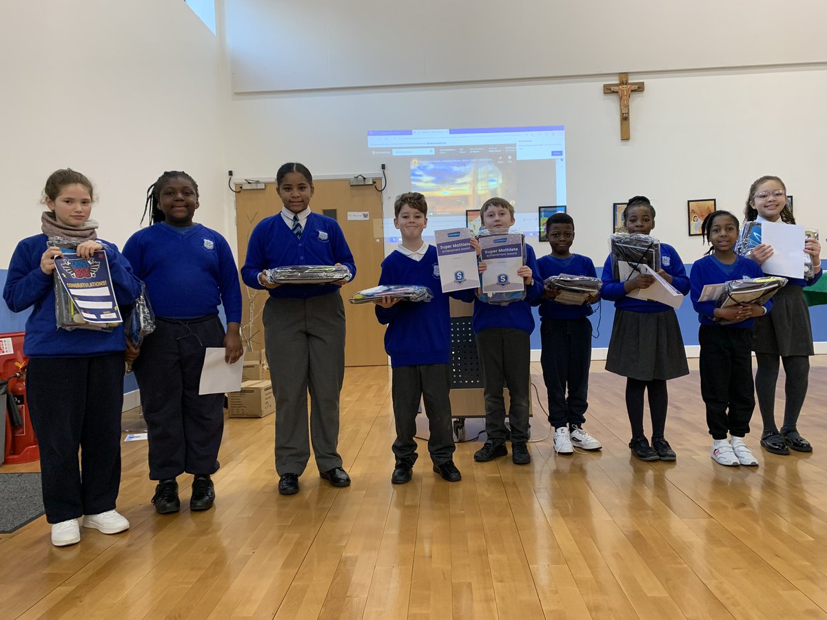 StMarys_SW8's tweet photo. More celebrations and certificates! #welldone #welldeserved #learningbehaviours https://t.co/OXC3VI1xZS