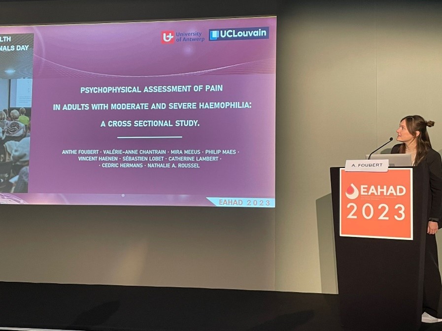 MOVANTresearch's tweet photo. 👀MOVANT colleagues @AntheFoubert and @VAChantrain had the opportunity to present the results of their multicentre research project on pain in haemophilia at the #EAHAD2023 AHP Day in Manchester. 
@MOVANTresearch  @UCLouvain_be  🙌🩸 https://t.co/XjKQEwcKqB