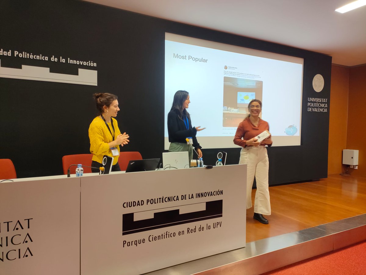 Ingenio_CsicUpv's tweet photo. Award ceremony of the most popular and most creative tweets of this #PhDays2023 @Euspri_Forum 
👏👏👏👏👏👏 https://t.co/SltfIxxX6m
