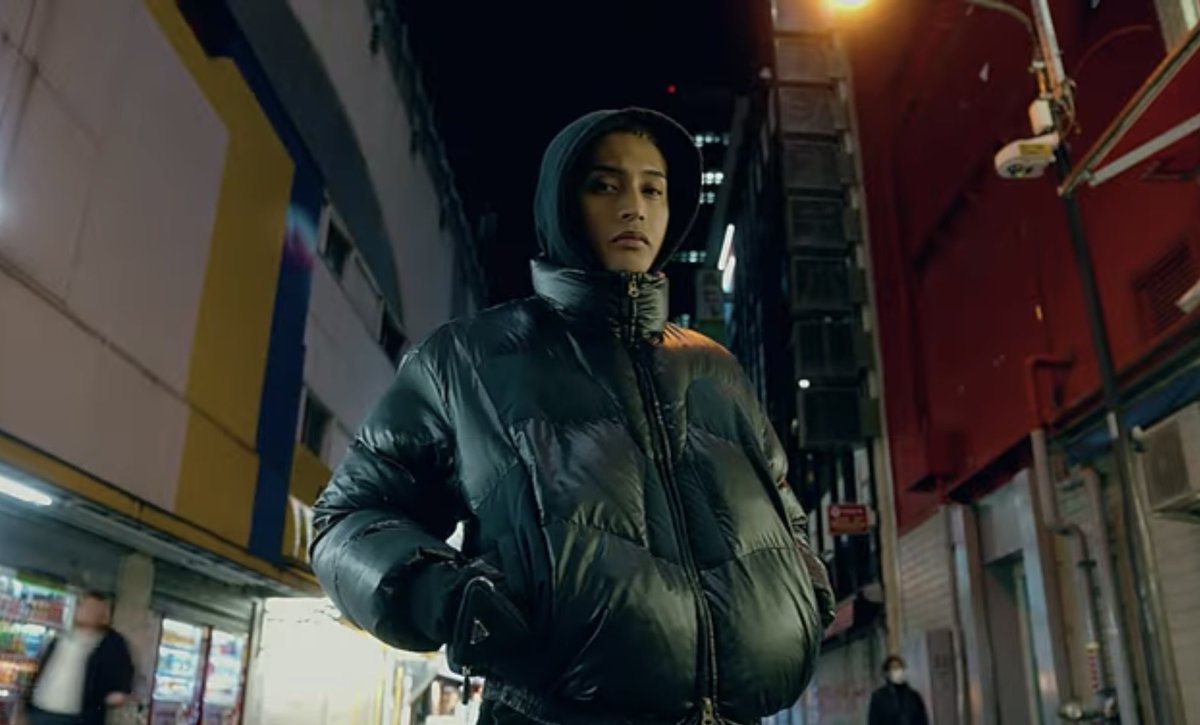 WarnerMusicPH's tweet photo. So naka ilang screenshots po tayo sa STRAYDOGS MV?! Lahat ang sarap gawing wallpaper ano po? #FELIP_STRAYDOGSmvOutNow https://t.co/LYGXLflnm2