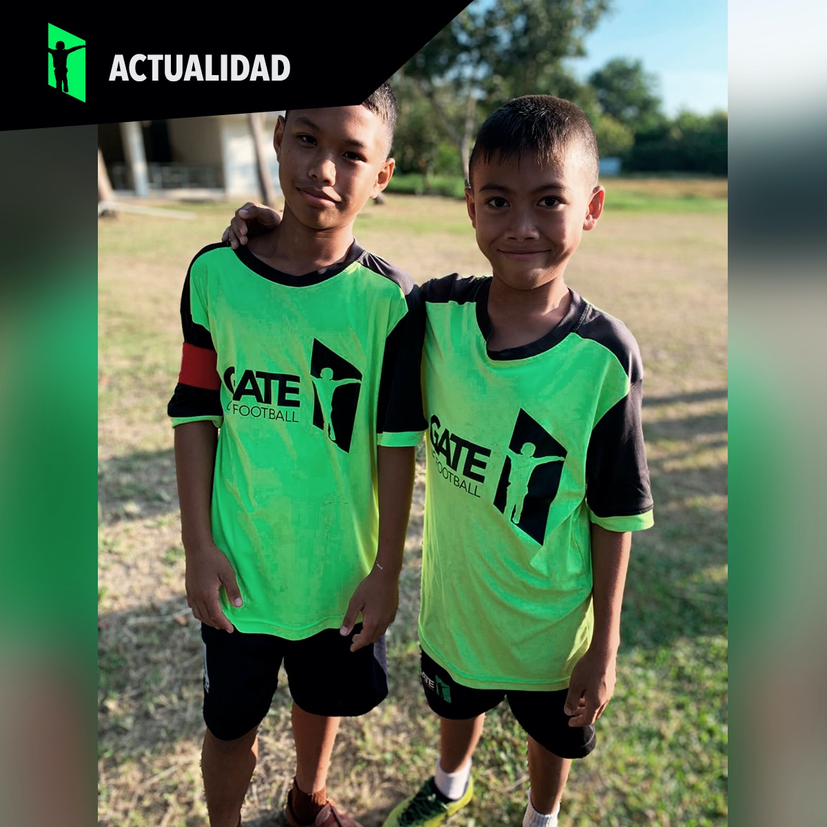 GateforChildren's tweet photo. 𝗔𝗼𝗻𝗴 𝘆 𝗔𝗻𝗱𝗮, de 14 y 13 años, forman parte de la primera generación de niños y niñas de #GateOfFootball.
👣Desde hace 4 años, estos alumnos del Colegio Baan Bangthon son parte de nuestro proyecto y continúan aprendiendo y disfrutando de su inmersión a la vida adulta. https://t.co/yHaSvQ42EI