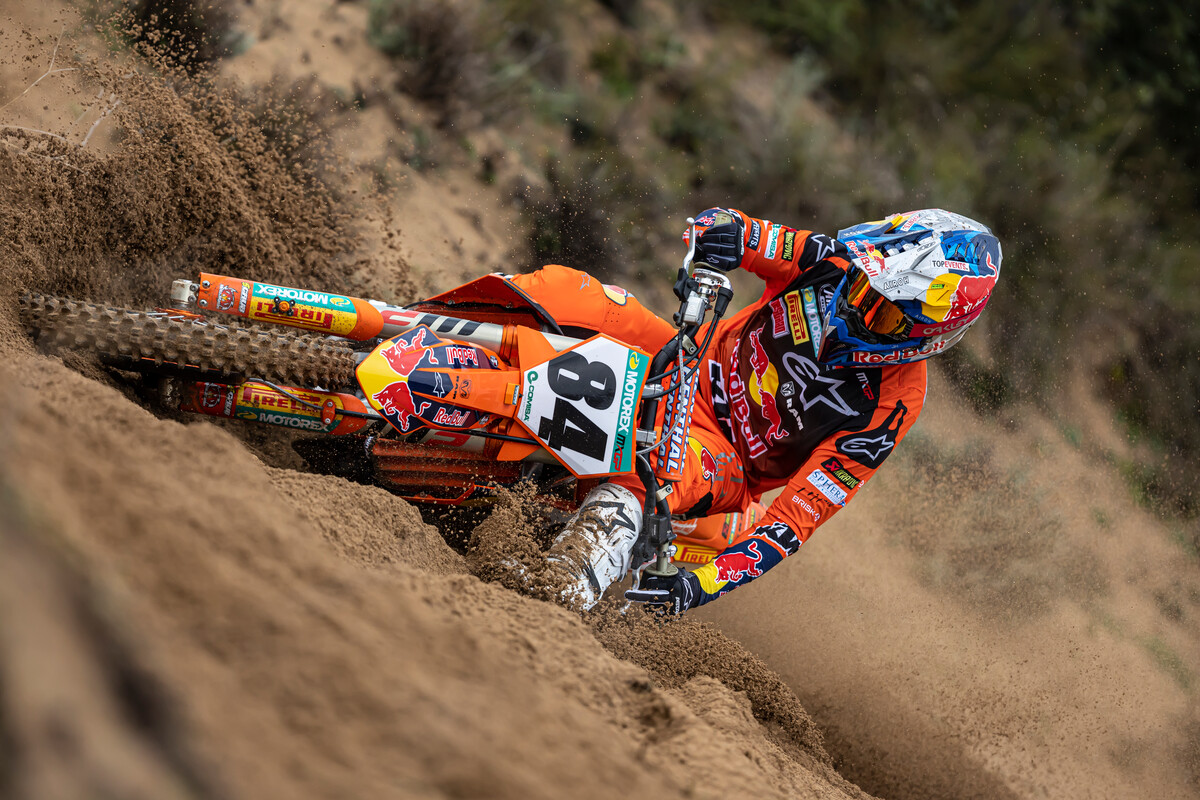 LiveMXOnline tweet picture