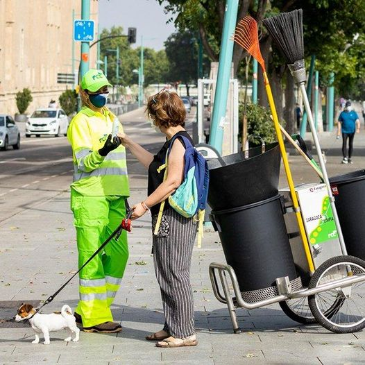 cafaragon's tweet photo. La futura Ordenanza de Limpieza de Zaragoza incorporará nuevos criterios de sostenibilidad y actualizará las sanciones por conductas incívicas como arrojar colillas al suelo, depositar basura en la calle, dejar excrementos en la vía pública...
Más info. > https://t.co/ZruLcm5Ct9 https://t.co/9ZUb0vm6vF
