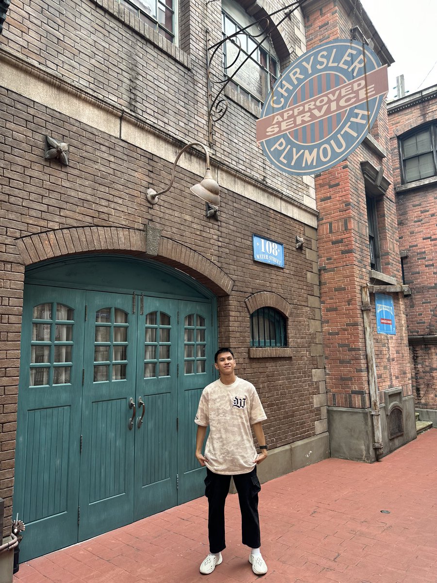 pabalan_andrew's tweet photo. 📍Universal studios SG https://t.co/DmT0NxiH6l