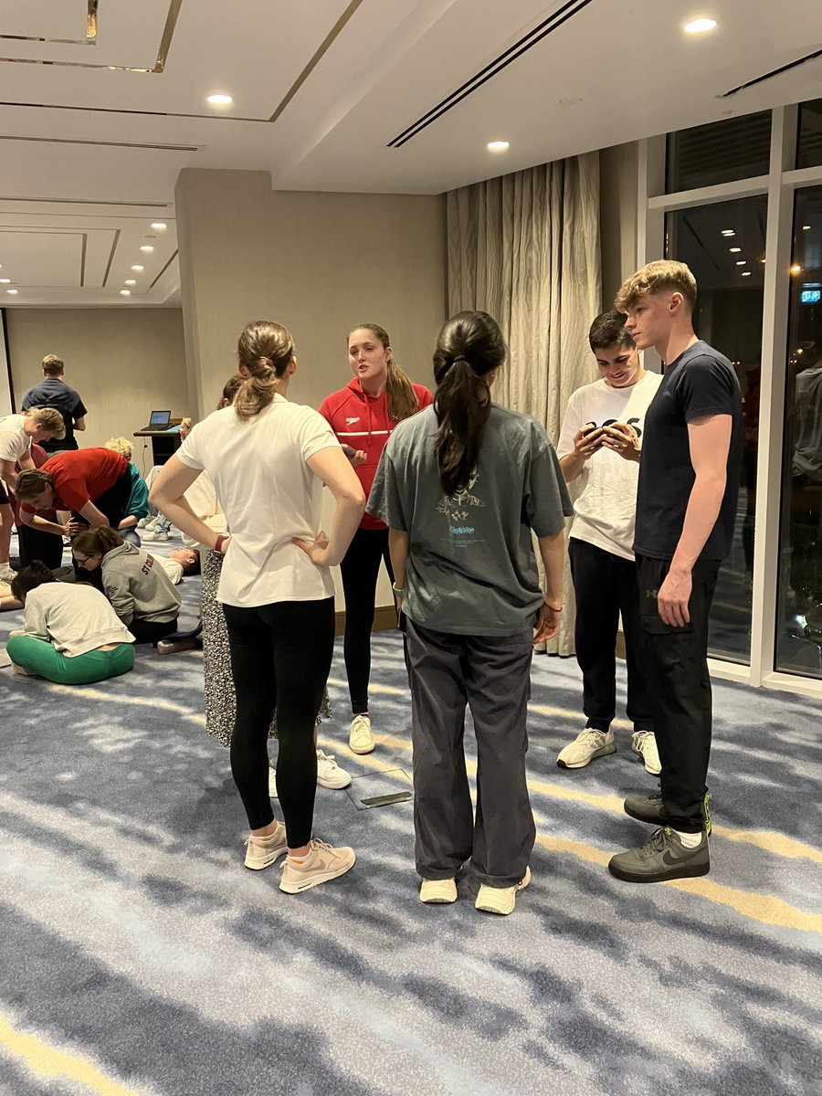 Sw_EngTalent's tweet image. Group activities to support athlete education #goodlearner #enjoythejourney