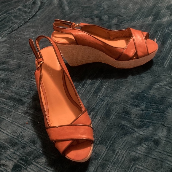 darphenix1's tweet photo. So good I had to share! Check out all the items I'm loving on @Poshmarkapp #poshmark #fashion #style #shopmycloset #zbddesigns #softsurroundings #ninewest: https://t.co/Zztu4oXRGZ https://t.co/bgEKiWf09p