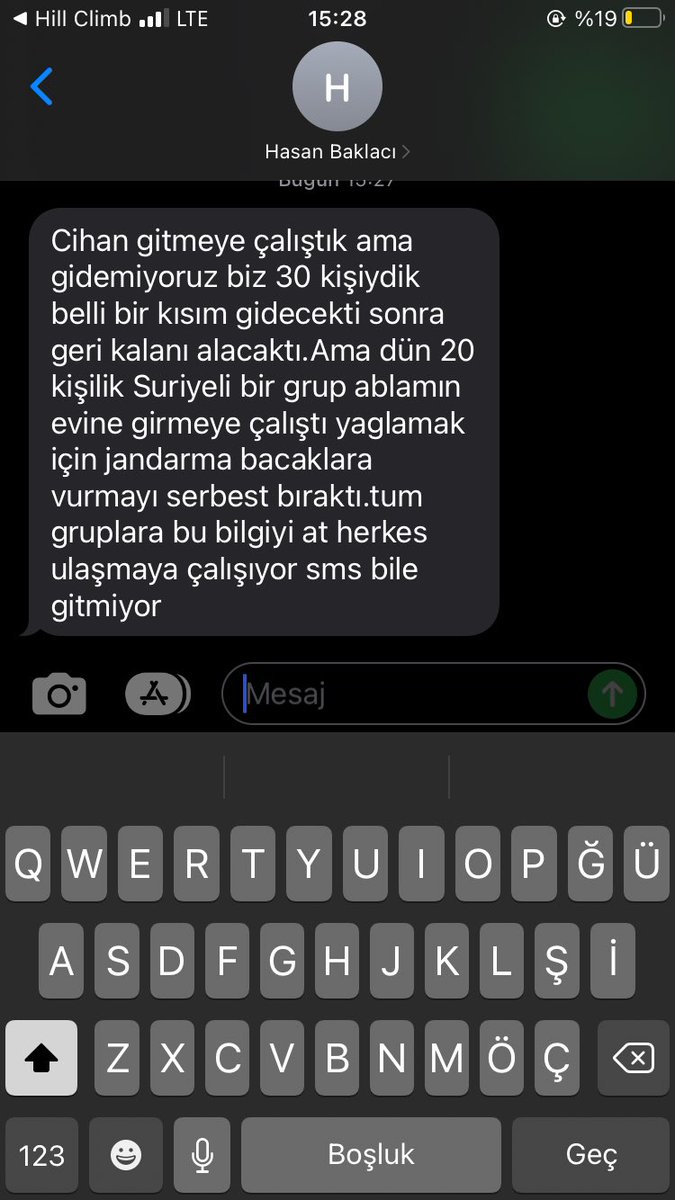 CHANKILIN1's tweet photo. Arkadaşlar Hatay da 30 kişilik bi gurup ,arkadaşım ve ailesi ordan tahliye edilmeleri gerekiyor ve Suriyeliler yağmalamaya devam ediyor Lütfen bunu duyurun bölgeye polis,asker ,jandarma görevlendirilsin Suriyeliler rahat durmuyor…#AhbapDernegi  #HalukLevent @HatayBSB @EmniyetGM https://t.co/FfAqKh6Euv