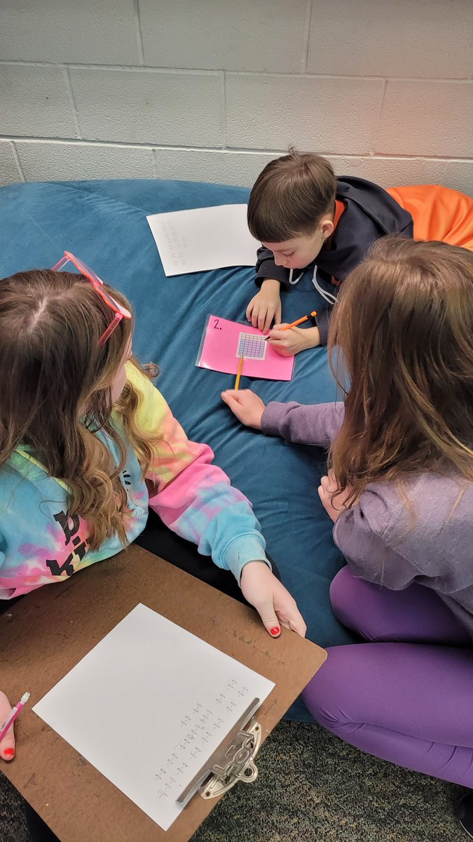 MrsThomasTeach5's tweet photo. 5th graders at Dogwood are working on multiplying fractions with models! Coming up with the expression to match the model is always tough, but these kids are working hard!  
@KearneyMOEdu https://t.co/vSIMyXeEJN
