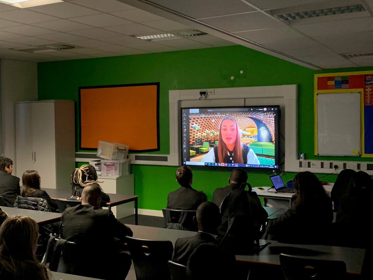 Around 800 <a href="/OasisMediaCity/">Oasis Academy MediaCityUK</a>  students tuned into the final <a href="/YourGMACS/">GMACS</a> Meet Your Future talk for #NAW2023 from <a href="/NandosUK/">Nando's</a>. A striking message of how rapid progression through educational pathways into aspirational positions can be on an apprenticeship. #dreamjob