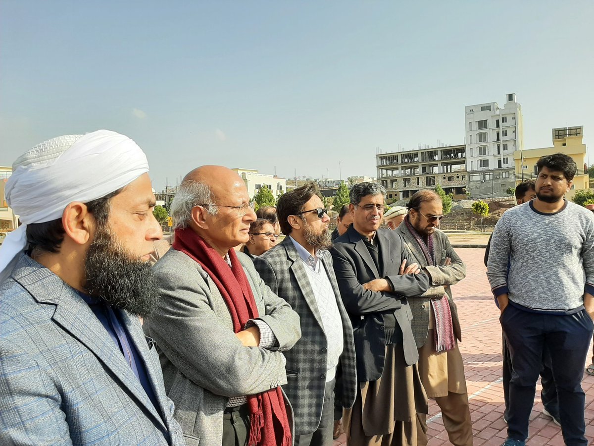 SOBEROfficial2's tweet photo. Today's Community Meeting called by Society of Bahria Enclave Residents Islamabad. Residents demand Bahria Enclave management to lay gas pipelines and provide gas connections or continue gas cylinder supply https://t.co/LSdjxCPeQq