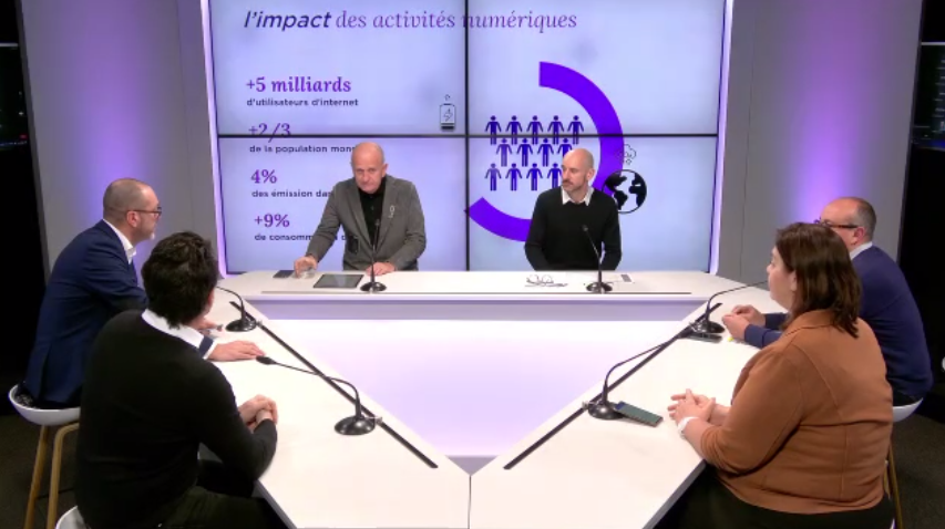 LEVENEMENTAsso's tweet photo. "12 milliards d'emails sont envoyés toutes les heures, dont 60% ne sont pas lus." Nicolas Turpin, vice-président Transition &amp; Impact à LÉVÉNEMENT. 

"Sobriété ne veut pas dire pauvreté. On peut faire très bien avec les bons standards." @chriswinwin https://t.co/B45aZebefz