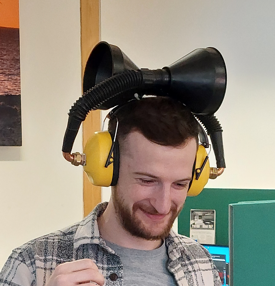 Adrian James Acoustics (@aja_acoustics) on Twitter photo Prepping for <a href="/NorwichSciFest/">Norwich Science Festival</a>, it's "Adventures in Sound" but we're testing some visual props too! Join us on 13 Feb, 1pm <a href="/TheForumNorwich/">The Forum Norwich</a> Full listing: norwichsciencefestival.co.uk/whats-on #Science #acoustics #Sound Prepping for <a href="/NorwichSciFest/">Norwich Science Festival</a>, it's "Adventures in Sound" but we're testing some visual props too! Join us on 13 Feb, 1pm <a href="/TheForumNorwich/">The Forum Norwich</a> Full listing: norwichsciencefestival.co.uk/whats-on #Science #acoustics #Sound