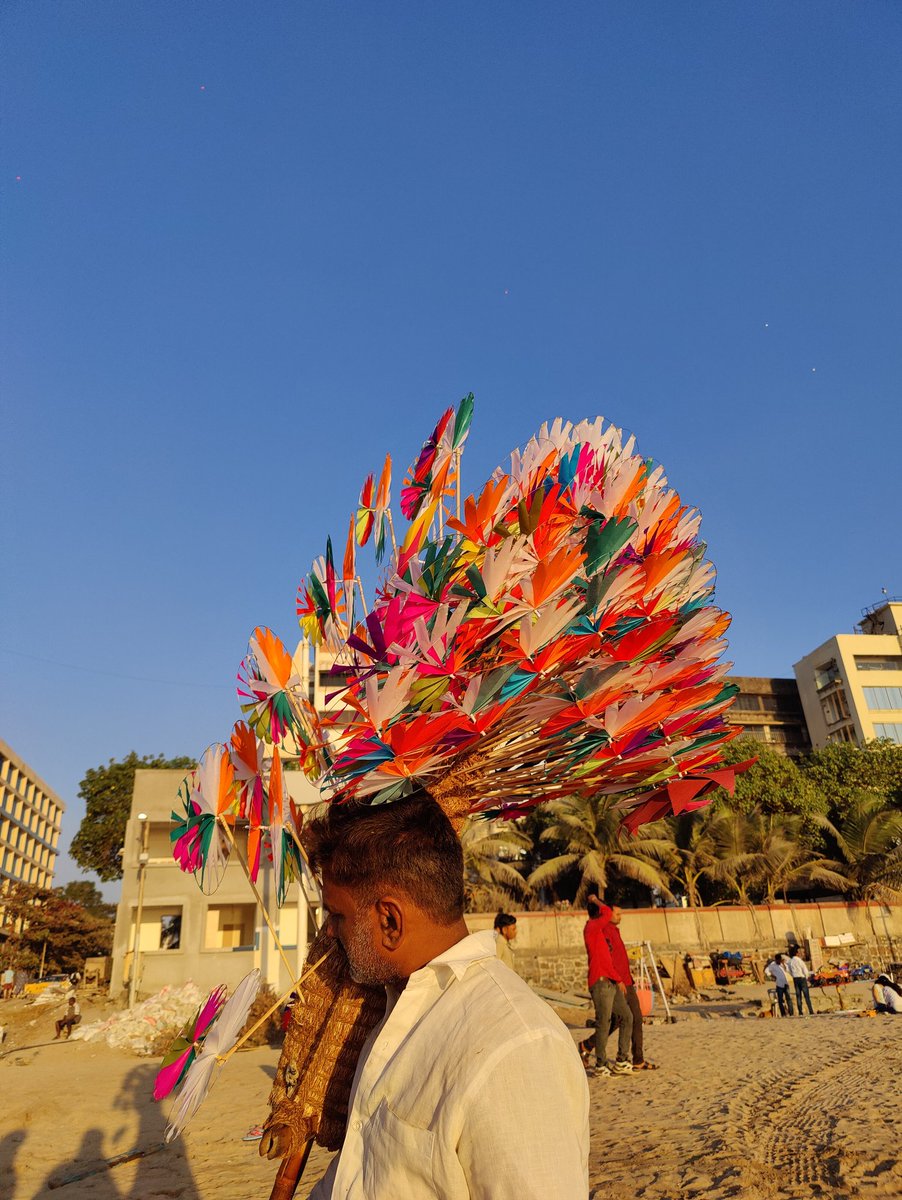 BhaumikBheda1's tweet image. The Bliss of being a part of the crowd &amp;amp; tune of Mumbai ❤️

Missed this beautiful chaos 🙏

Shot on @oneplus 9 Pro #ShotonOnePlus #OnePlus9Pro @OnePlus_IN @OnePlus_USA 
#ShotOnSnapdragon @Snapdragon