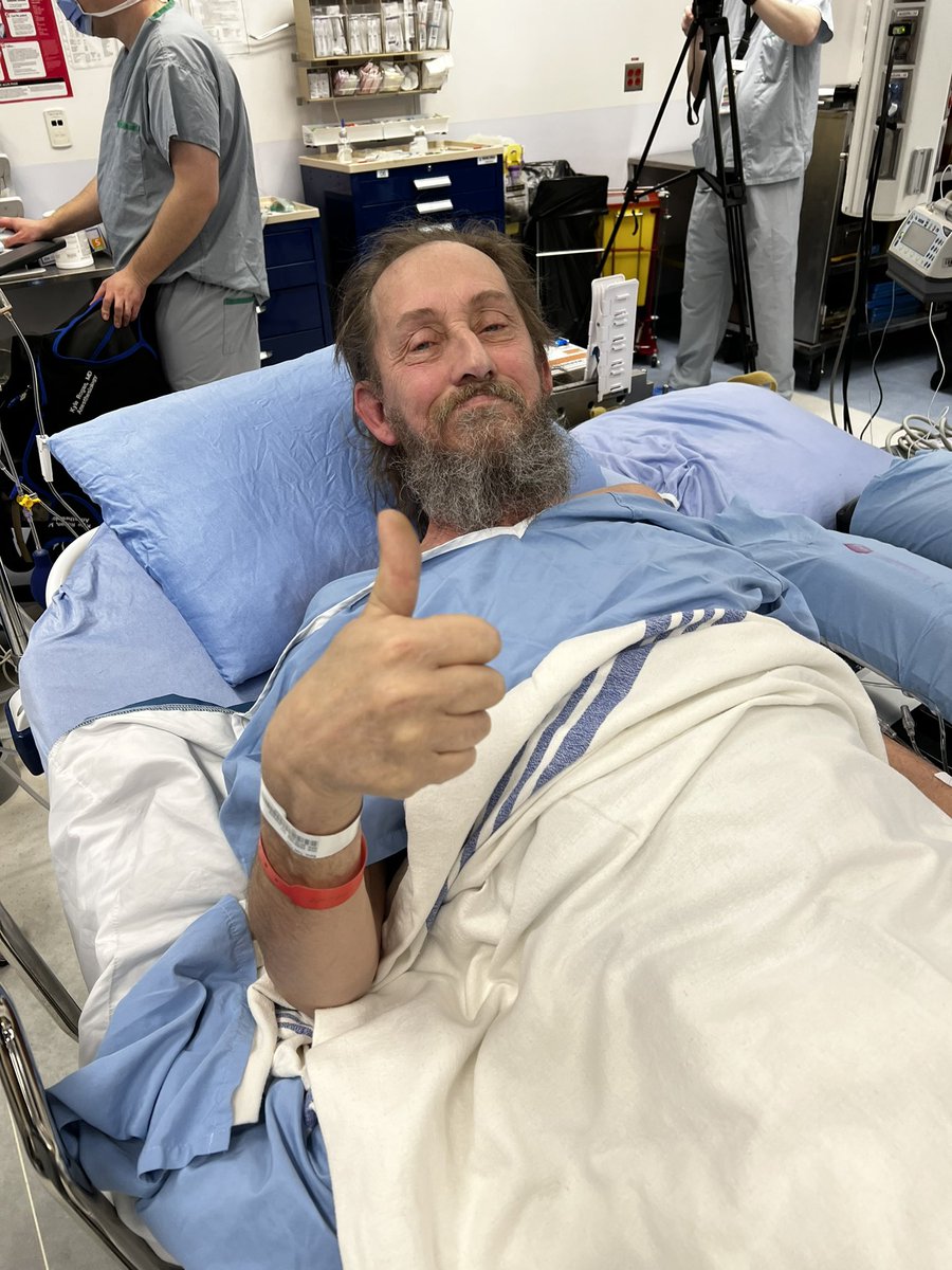 MichaelYangMD's tweet image. We just did 🇨🇦‘s first awake spine surgery @CalgarySpine in a patient too sick to undergo a GA. Couldn’t have done it without a great team @AHS_media @UCalgaryMed.

Come hear about it at the Canadian Spine @spinecanada Meeting in Quebec City in March.

Posted w/ permission.