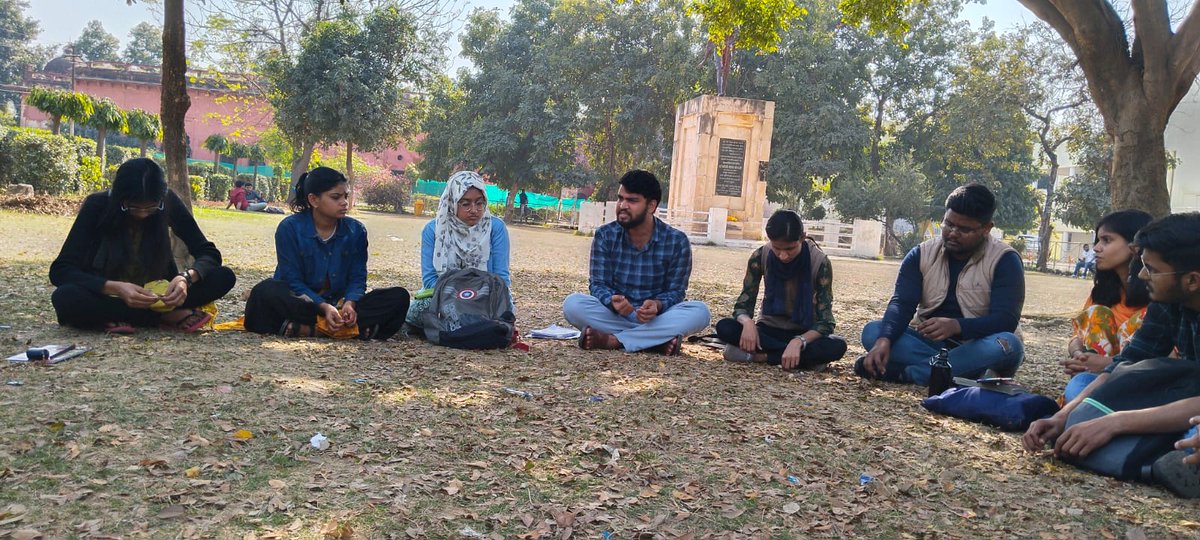 aisa_lkouniv's tweet photo. Today in Lucknow University, AISA organised a study circle on Union Budget 2023-24: What Students got?

Students from different departments took part in the dialogue and discussed how one of the sectors most affected by the pandemic was education (contd.) https://t.co/MrcbKslBOv