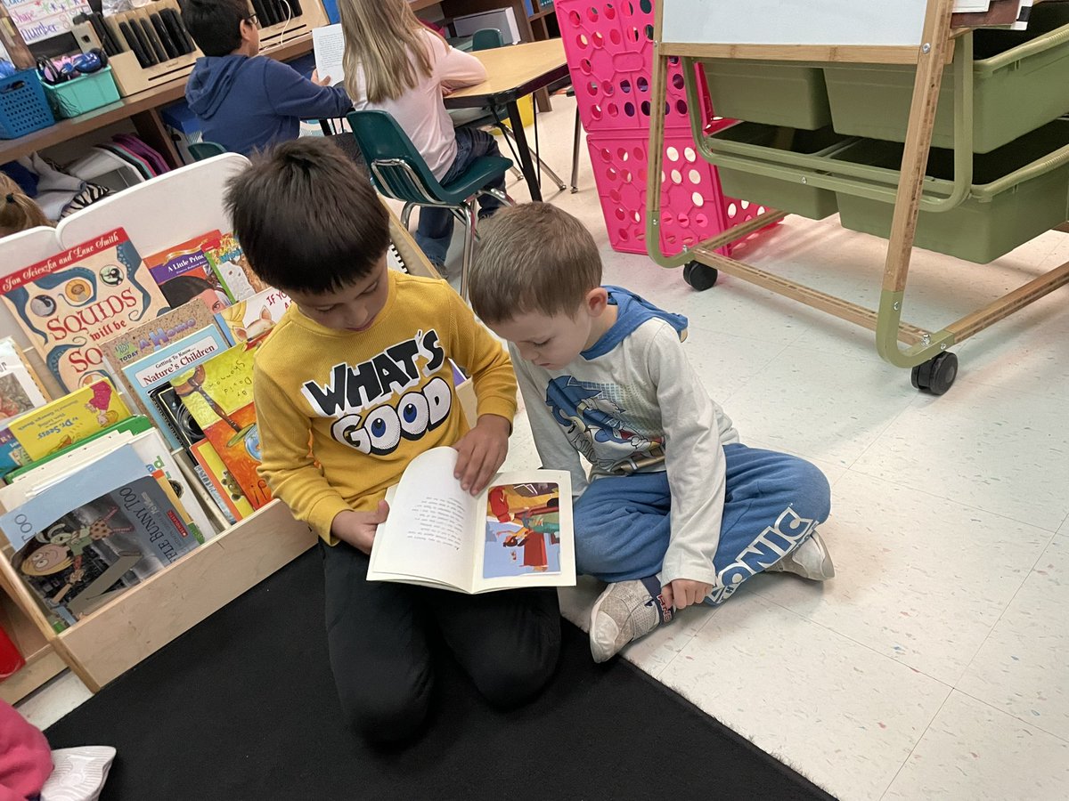 PolandDenise's tweet photo. Ms. LaLonde’s 2nd grade Pirates shared the love of reading with kindergartners today. @R_FISD @jillmariewil @TidwellBrittani @Hail_Ngo @DrJosh_Garcia @cllowery #readingbuddies #LiveOakLearningCenter https://t.co/CQJpHu0MrZ