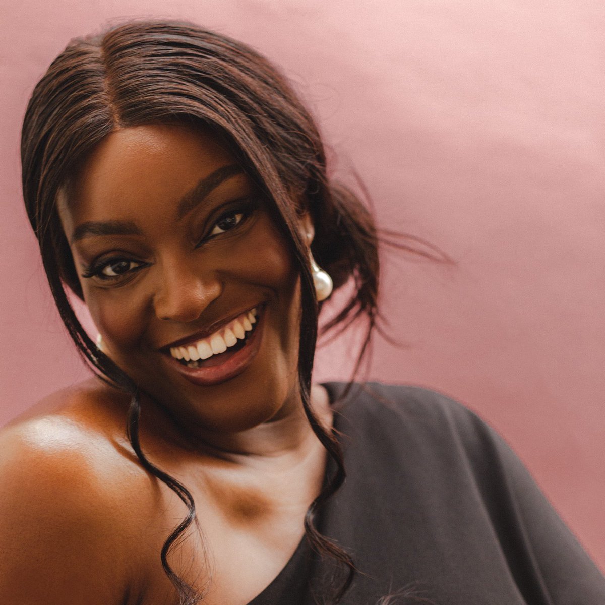 BAFTA's tweet photo. Got plans? Cancel them!

This time next week @cocosarel will be bringing you all the action from the #EEBAFTAs Red Carpet LIVE on TikTok!😍

Watch from 4pm GMT on Sunday 19th February https://t.co/B8lKkFYPLX