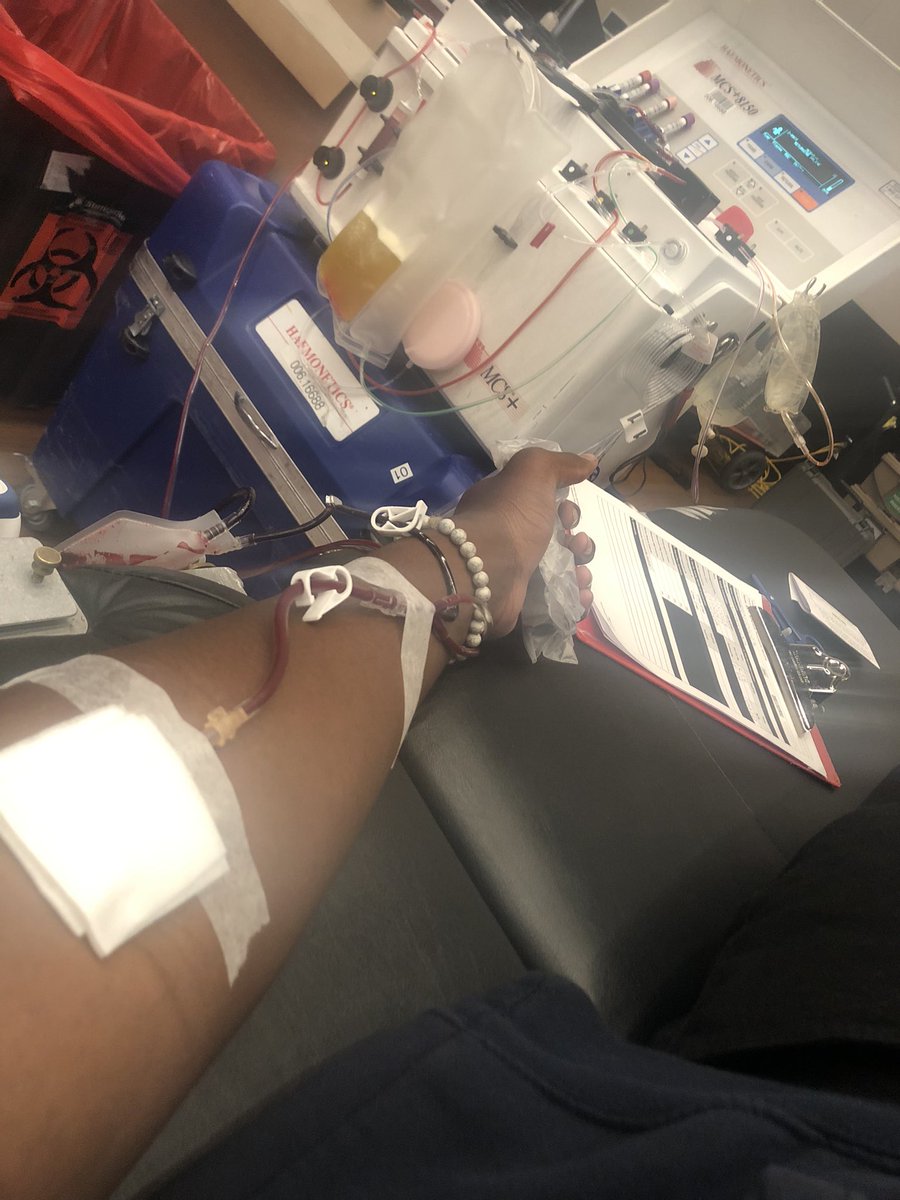 ChampWestbrooks's tweet photo. Proud to be apart of Loyola’s blood drive and donate that premium Westbrooks blood 😭😭 https://t.co/9n8FMxQovg