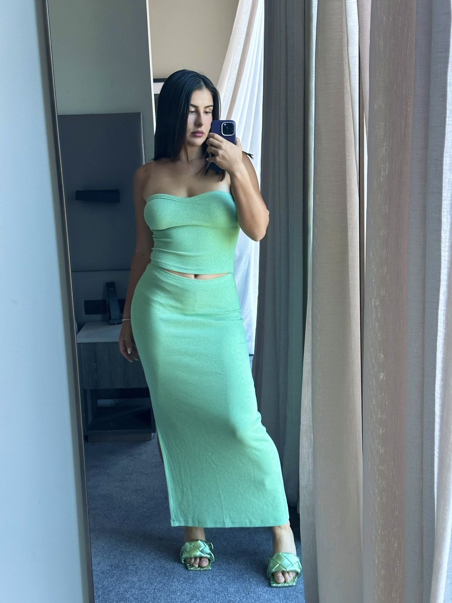 Bandreescu_'s tweet photo. 💚🧩🎾🪀🧃🥝🍏🥑🐉🦚🐢🐍🪲🐸🤢 ok I’m done lol https://t.co/9BSO14qib1