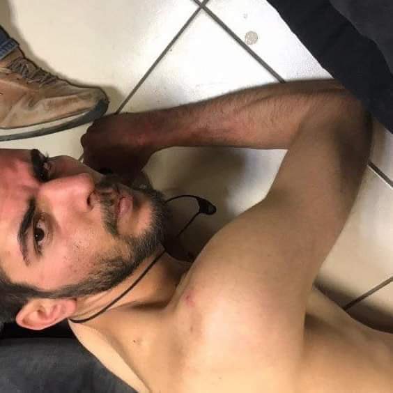 Enkazlardan değerli eşyaları çalan bir başka yağmacı çete