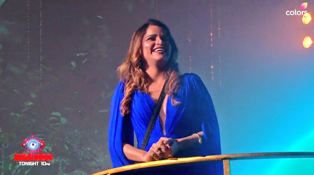 real_khabri_1's tweet photo. #ArchanaGautam

#BiggBoss16 ka Theme Circus tha aur usne 19 hafton tak ek Joker hi trha pure desh ka Entertainment kiya hai. 

Archana has truly lived each &amp; every moment in the house. 

She has shown every side of human emotions. 

Bigg Boss will never get to see Archana 2.0 https://t.co/FhjtFKP6Ng