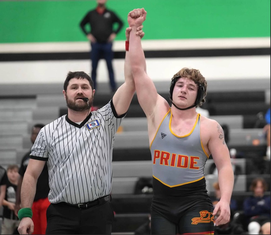 wrestlingRCHS1's tweet photo. It's go time!! Today we're back on the mat to compete at districts

📅 February 10
⏰ 5:00 pm
📍 Bennington High School

#RollPride 🦁 https://t.co/bgdYMIB7Zb