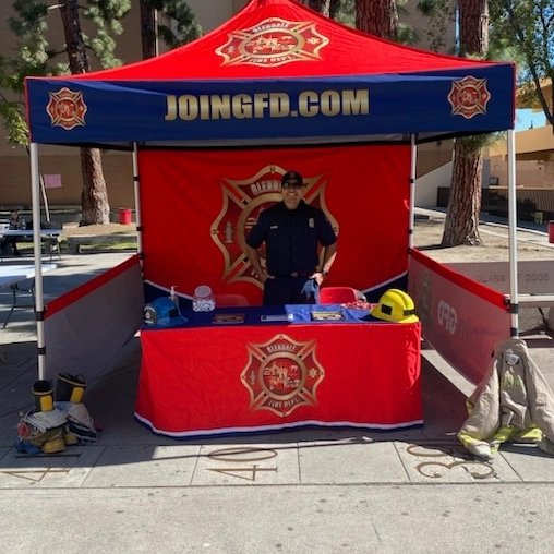 GlendaleFireCA's tweet image. We spent the day at Glendale High School for their Employment Resource Fair! The future is looking bright! Interested in a career with the Glendale Fire Department, visit JoinGFD.com