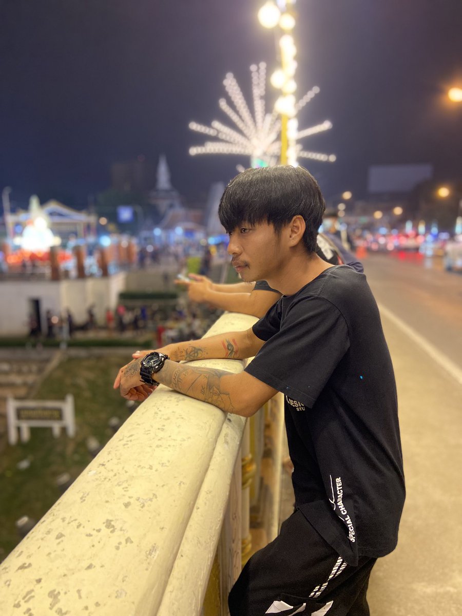 drexmz17's tweet photo. เหงาเกิ๊นไปนะบางที #พิษณุโลก #พิดโลก #มอนอ https://t.co/Q8WBhk0Tus