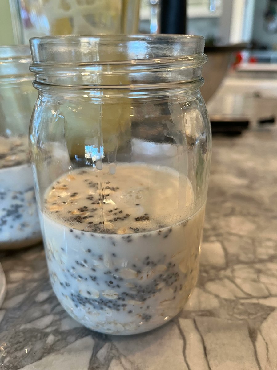 SisuSystems's tweet photo. Foodie Friday! Overnight oats with blueberries, chia seeds, and Vitamix lemon curd! 🍋 🥣  Make ahead tip: lemon curd can be batched prepared and frozen for later use! #foodiefriday #sisusystems https://t.co/x2sZVasgnK